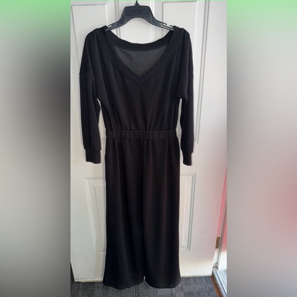 CHICME Size M – Black Open-Back Jumpsuit Women’s, Soft Stretch Minimalist Style - Picture 8 of 16